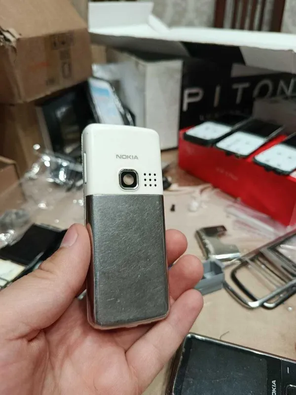 Продается б/у корпус для Nokia 6300 4