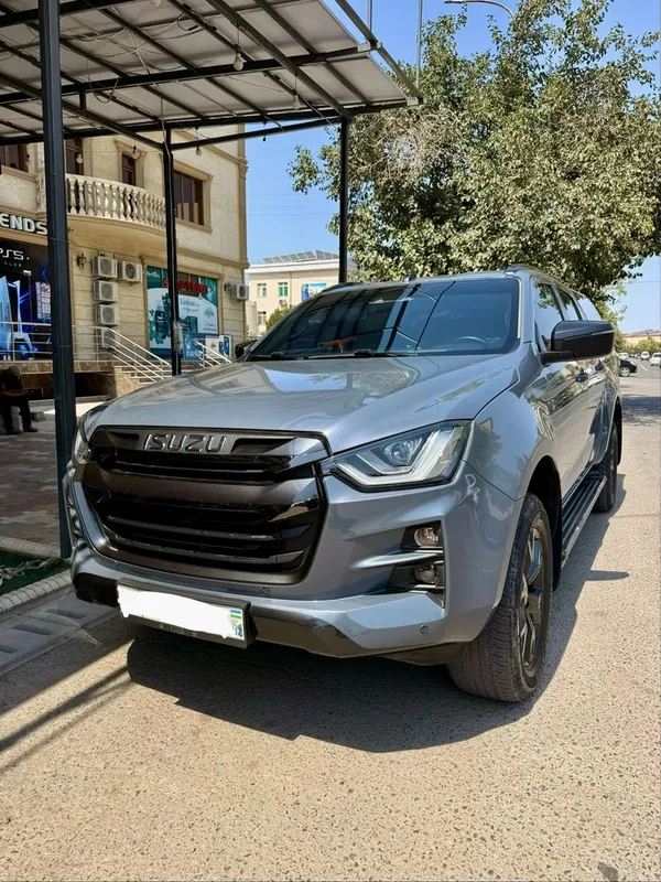 D max isuzu 3.0 td 1 D max isuzu 3.0 td 1