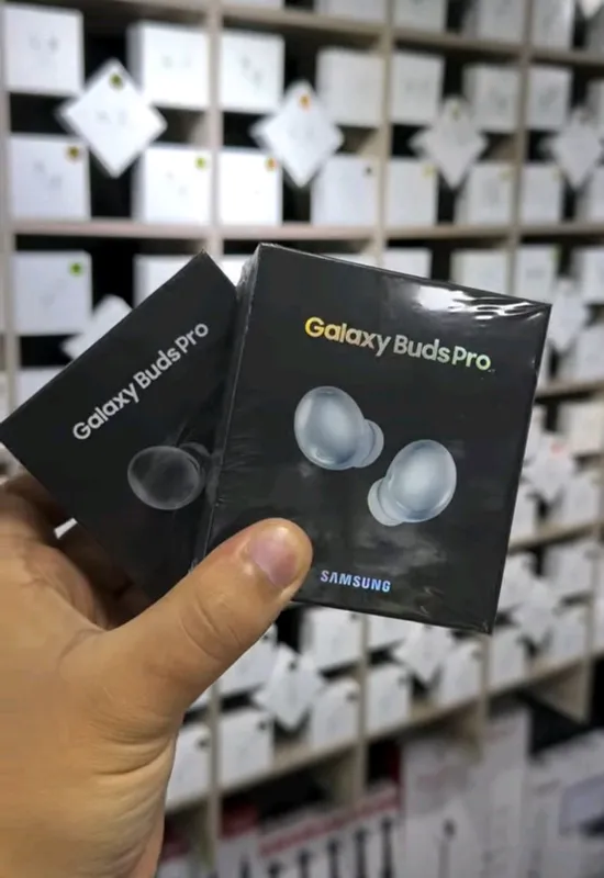 Samsung Galaxy BudsPro sotiladi Samsung Galaxy BudsPro sotiladi