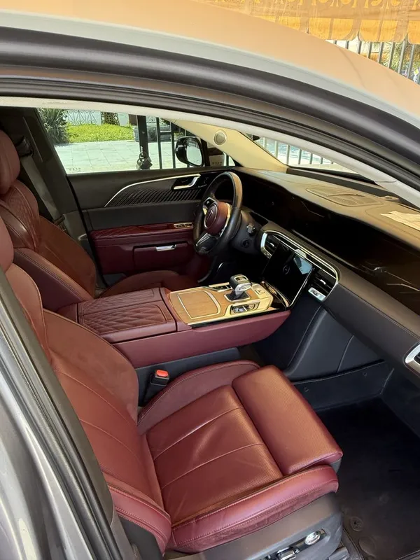 Hongqi E-HS9 | 2023 год 4 Hongqi E-HS9 | 2023 год 4