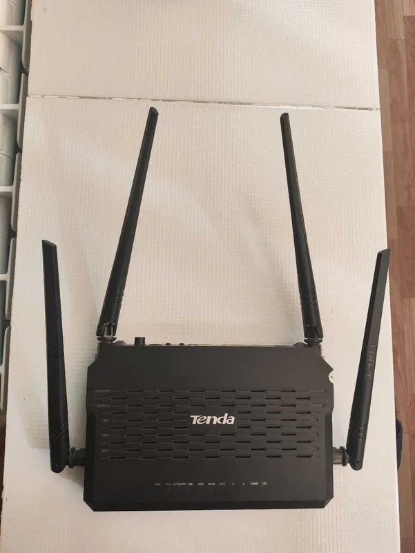 Wi-Fi Роутер Tenda D305 (ADSL)