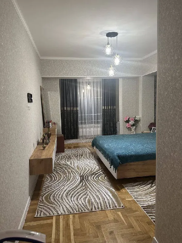 Продаётся 3-комнатная квартира, 130 м², Мирабадский район (ориентир: ЦУМ, метро Космонавтов) 4
