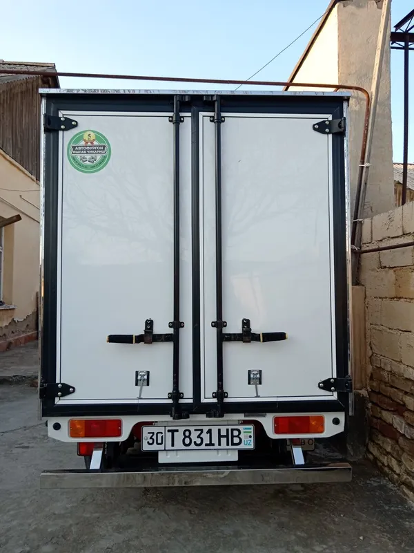 Moshena tiniq avaylab haydalgan yuk kup ortilmagan — фото 1