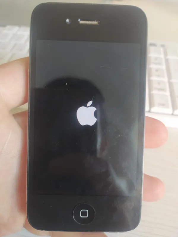 iPhone 4 2 iPhone 4 2
