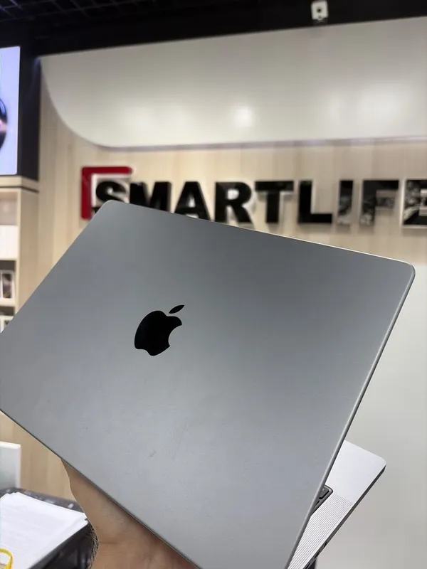 MacBook Pro M2 Pro 2 MacBook Pro M2 Pro 2