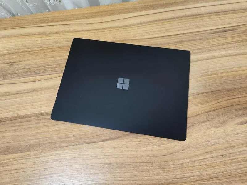 Microsoft Surface Laptop 5 3