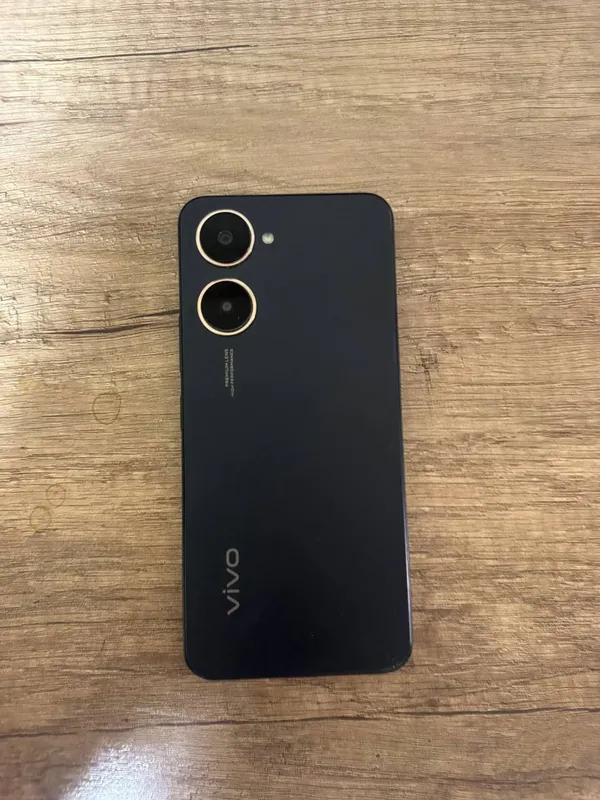 VIVO Y03 Holati ideal