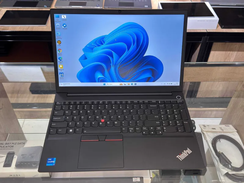 Lenovo ThinkPad E15 Gen2 Core i7-1165G7 RAM 8 SSD 256