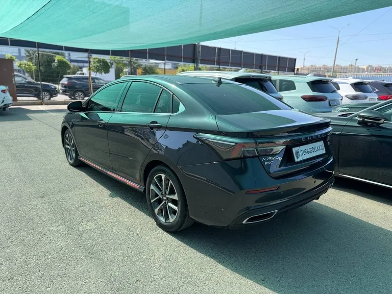 Chery Arrizo 6 pro — фото 3