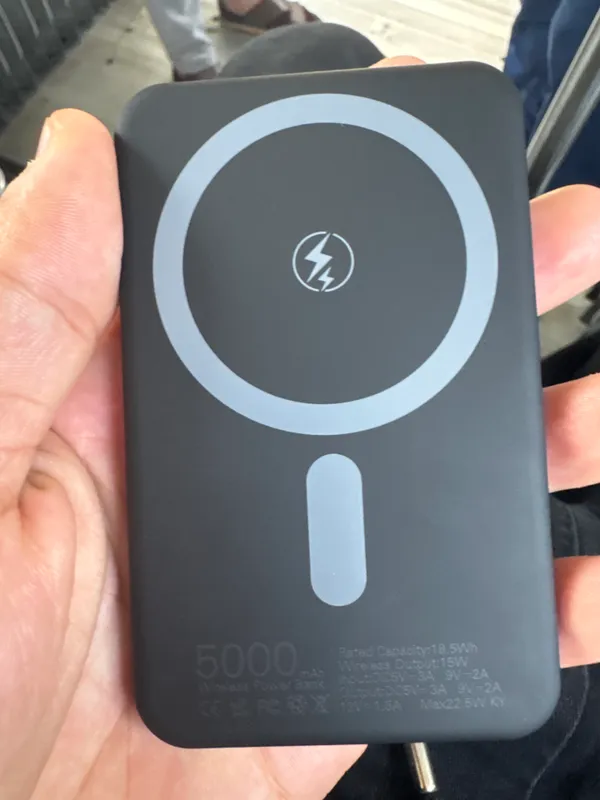 Power bank — фото 1