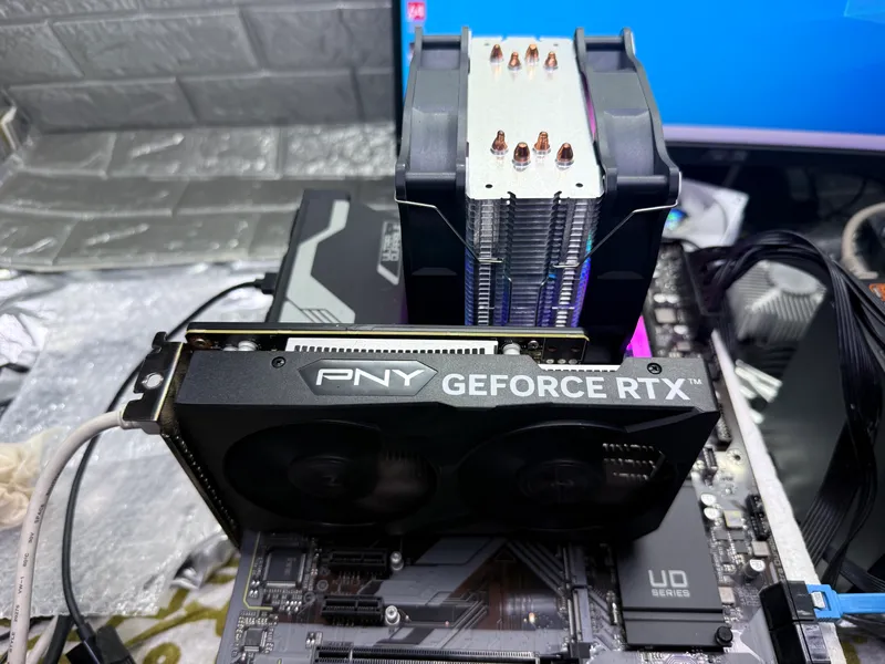 RTX 3050 6 GB qo‘shimcha quvvatlarsiz 4 RTX 3050 6 GB qo‘shimcha quvvatlarsiz 4