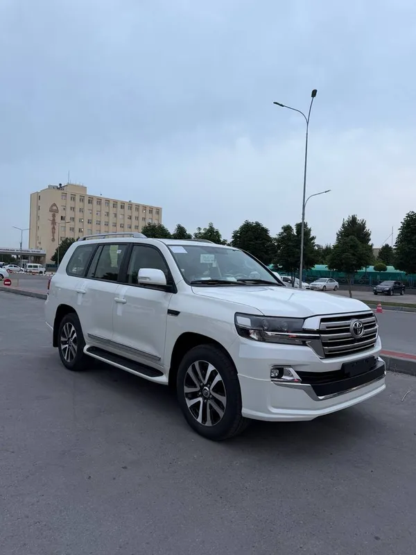 Toyota Land Cruiser 200