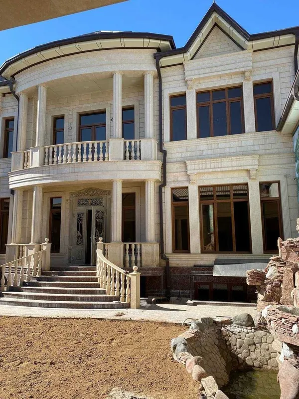 Срочно продается большой угловой дом на Саламатина — фото 2 Срочно продается большой угловой дом на Саламатина — фото 2