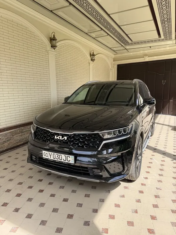 KIA Sorento 2023 — фото 1