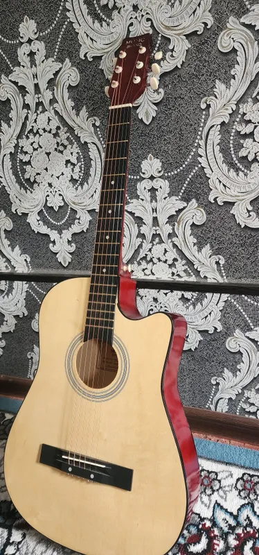 Gitara Akustika "Music Brand" sotiladi / Chexoli bor