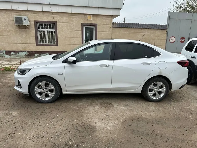 Chevrolet Onix premier 2 2024