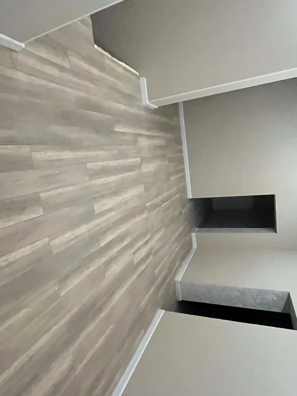 Laminat tarket teramiz plintus Laminat tarket teramiz plintus