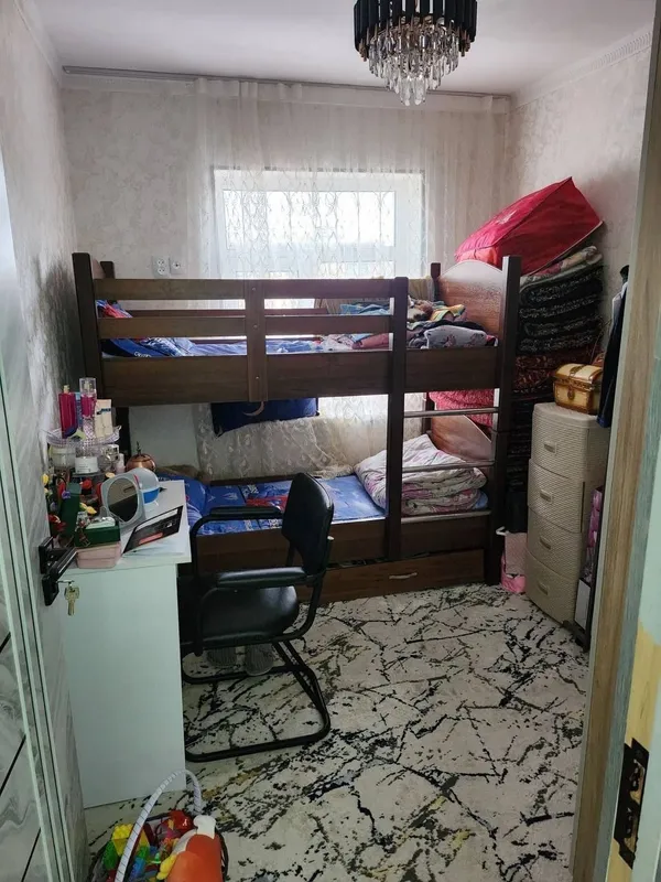 2 xonali kvartira sotiladi 5