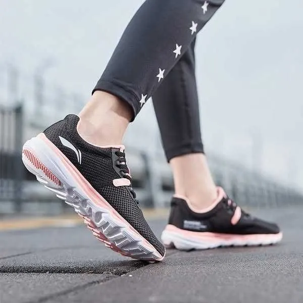 Женские беговые кроссовки LI-NING на маленькую ногу 1 Женские беговые кроссовки LI-NING на маленькую ногу 1