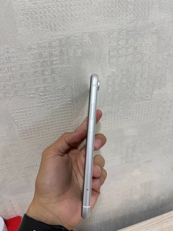 iPhone XR, идеальный, 128 ГБ 2 iPhone XR, идеальный, 128 ГБ 2