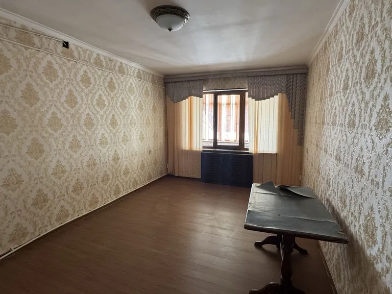 3 хонали уй ижарага берилади