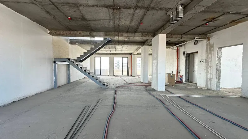 Yashnobod tumanida 6 xonali, 450 m² kvartira sotiladi · ID 6957 6