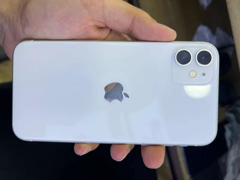 Iphone 11 White 5