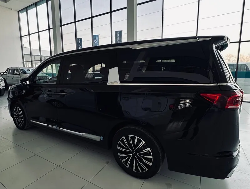 Jac Rf8 Miniven 7irinli benzin ikki litr turbo — фото 1