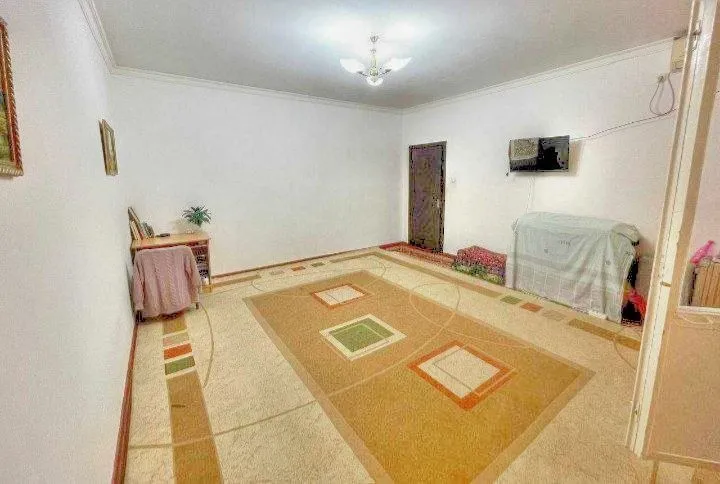Продам 1 комнатную 41м² Чиланзар 18