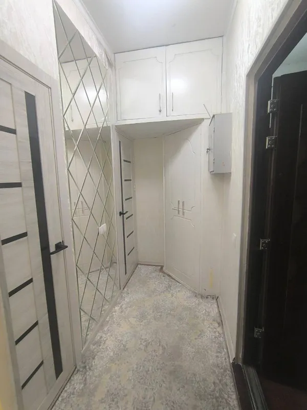 Продаётся 1-комнатная квартира, 30 м², 3/4, Чиланзарский район 4