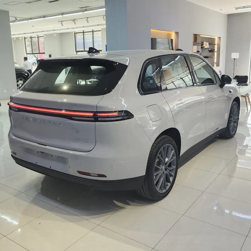 Leapmotor C10 530Km Elektr Komfort Dop opsiya 2025 3 yil garantiya