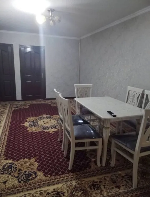 СДАЁТСЯ: 3-КОМНАТНАЯ  В ШАЙХАНТАХУРСКОМ