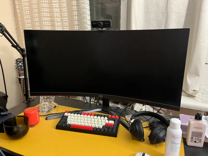 AOC CU343GS monitor 1 AOC CU343GS monitor 1