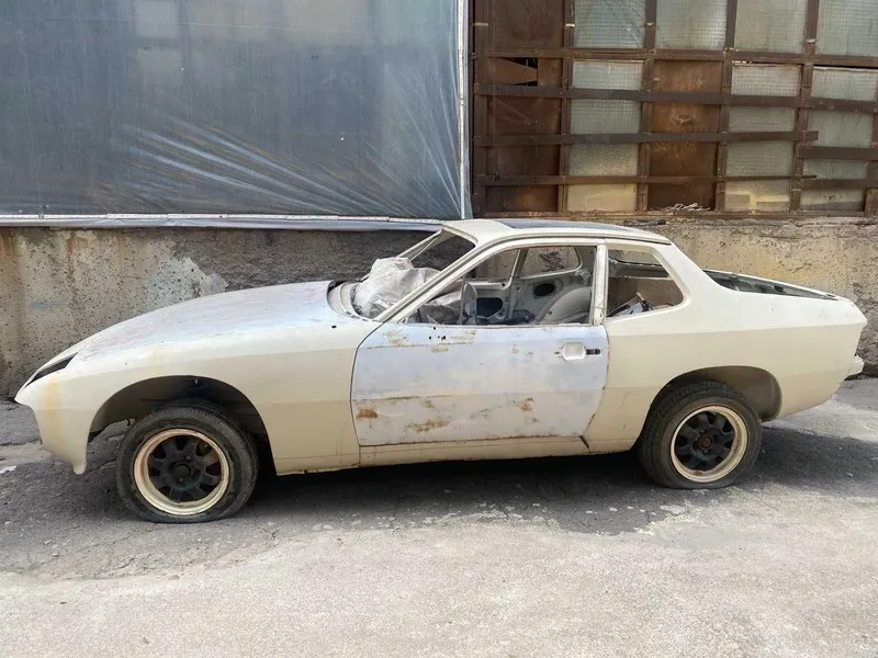 porsche 924 кузовные запчасти — фото 2