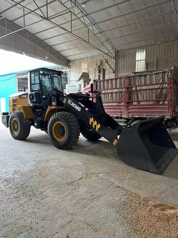 EMIL XC936 xcmg yema в наличии 1,8 куб и 2,1 Джостик и Рычаг стрела