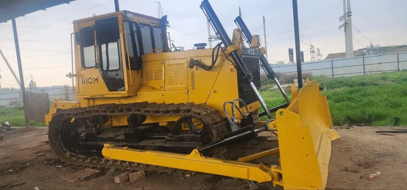Buldozer soati 400.000 so'm — фото 2