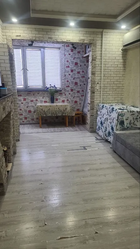 продажа 2 комнатная массив куйлюк 2 7