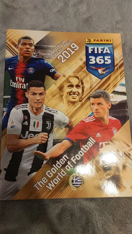 FIFA 2019 PANINI новый, запечатанный бокс наклеек + новый альбом — фото 2