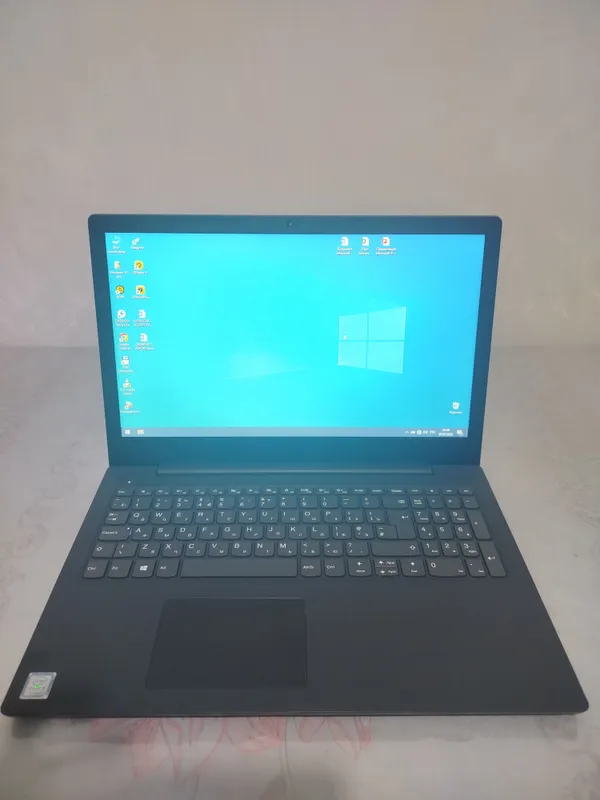 Lenovo V130-15IKB 1