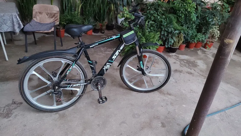 Velosiped holati yaxshi haydap turilgan