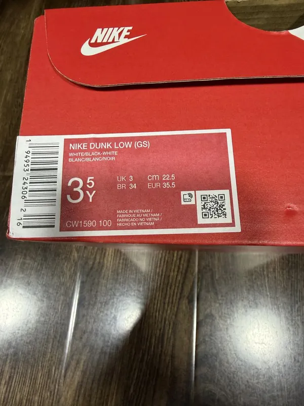 Nike кроссовки Детские 35 раз 4 Nike кроссовки Детские 35 раз 4