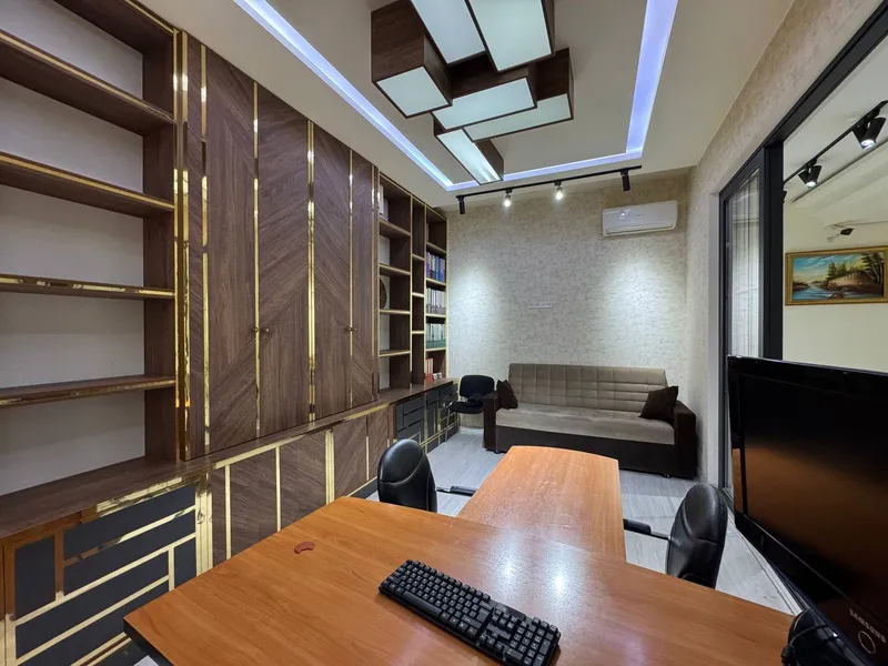 Продается Офис, 146 м2, 1-линия, ул. Нукус, Safia 2