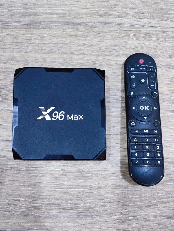 Продается TV box, X96MAX (4gb/64gb)