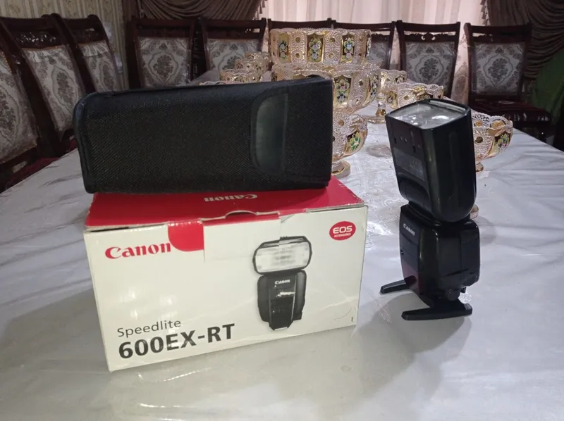 Продаётся Canon 600EX-RT, состояние отличное 1 Продаётся Canon 600EX-RT, состояние отличное 1