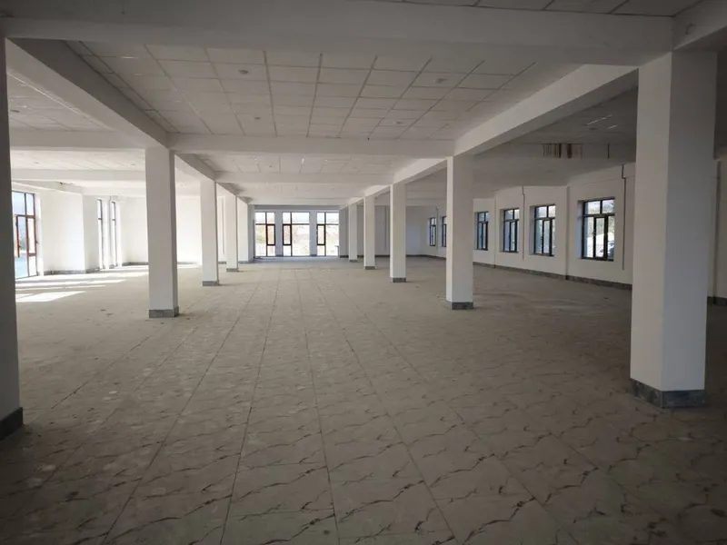 Продается нежилое помещение 1364кв м 5 Продается нежилое помещение 1364кв м 5