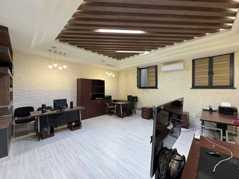 Продается Офис, 146 м2, 1-линия, ул. Нукус, Safia 3