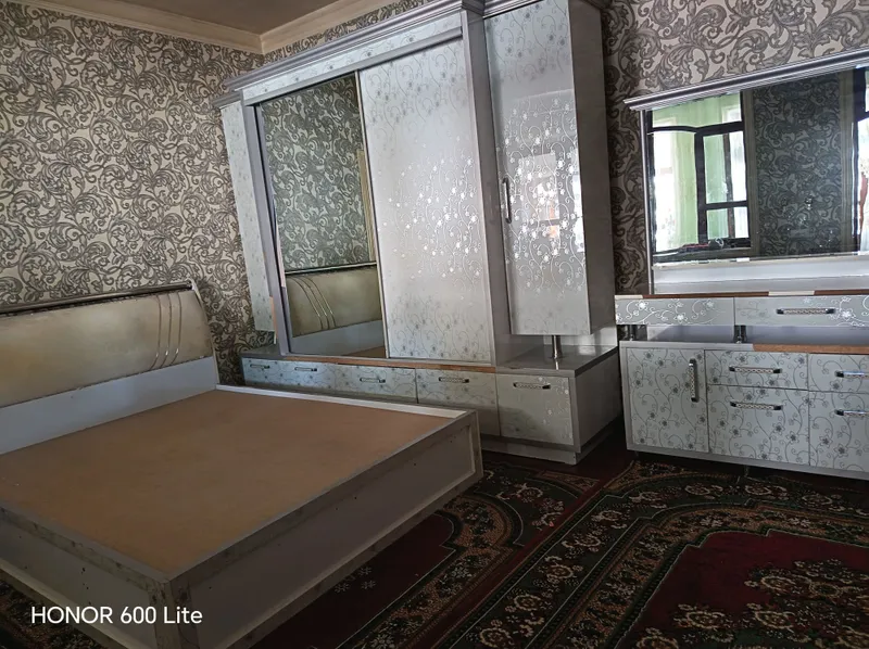Мебель для спальни из акрилового материала 1 Мебель для спальни из акрилового материала 1