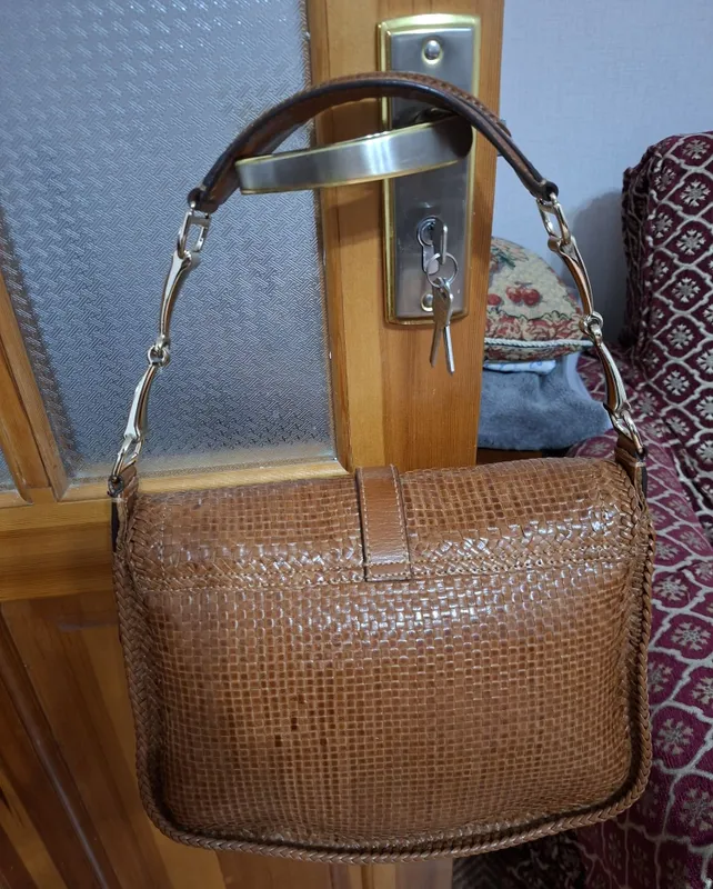 AQShdan olib kelingan yangi, sifatli charm sumka. 2 AQShdan olib kelingan yangi, sifatli charm sumka. 2