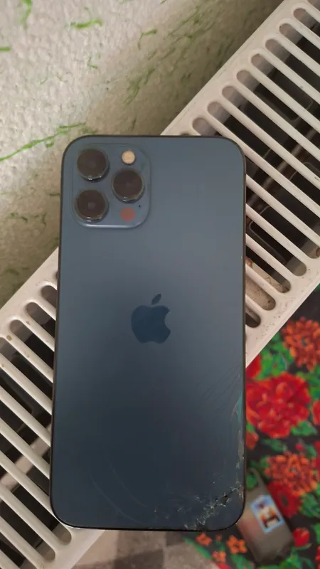 iphone 12 pro max 256gb 83% narhi 300 $ 2
