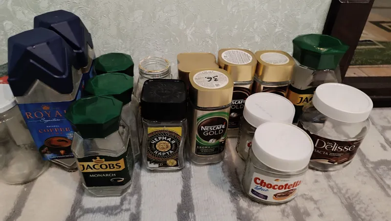 Продаются банки 0,7 0,5 0,4 0,3 литра 2 Продаются банки 0,7 0,5 0,4 0,3 литра 2
